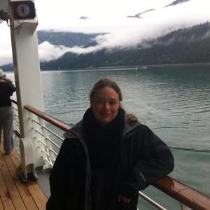 Meet your Posher, Catherine